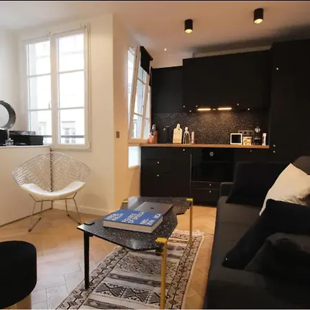 Appartement Joli Le Marais - 1'min Rambuteau Station *